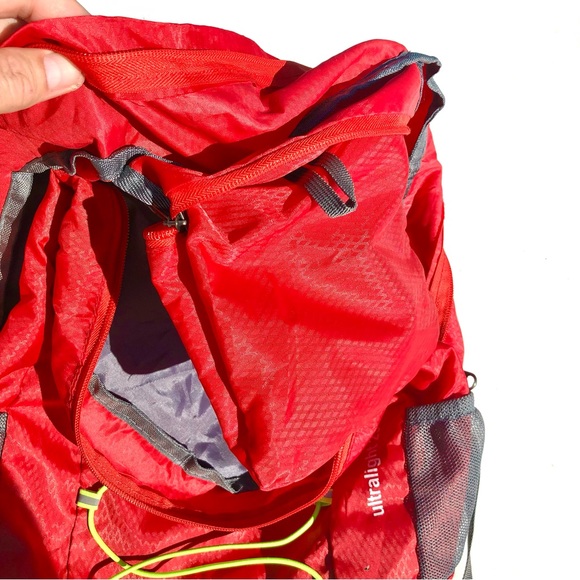 Clever Bees Ultralight 25 Water Resistant Packable Backpack - Picture 7 of 15